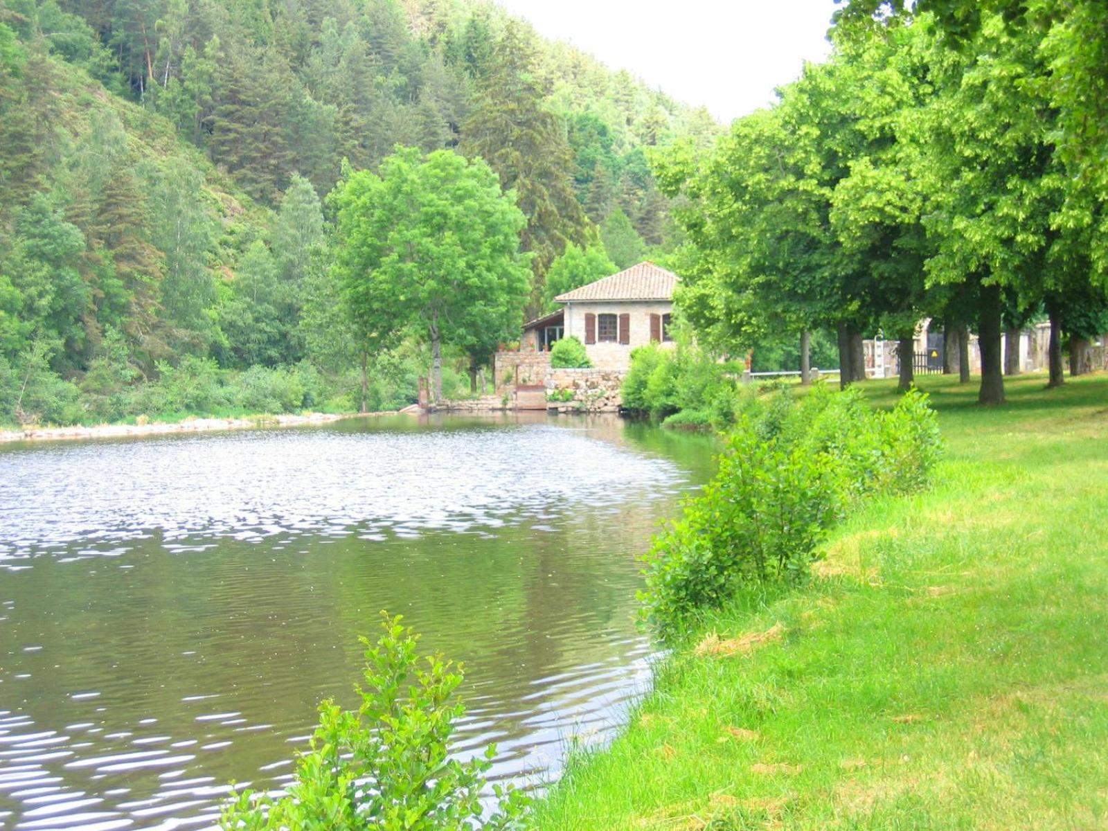 Lozere Aubrac Margeride Promo Lägenhet Saint-Alban-sur-Limagnole Exteriör bild